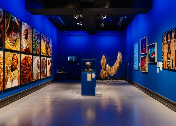 Exposição “Atlântico Sertão” reúne obras de mais de 80 artistas no Museu de Arte da Bahia