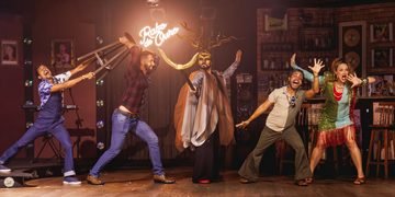 “Arrocha – Aceita esse musical que dói menos” realiza última sessão do ano em Salvador neste domingo