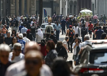 Desemprego cai para 5,3% no trimestre até agosto, menor taxa para o período desde 2012