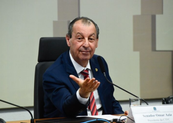 CCJ do Senado aprova proposta que acaba com escala 6×1 e reduz jornada de trabalho