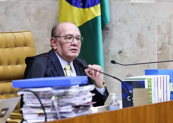 Gilmar Mendes cobra acesso integral ao celular de Vorcaro e pede que Fachin acione PF