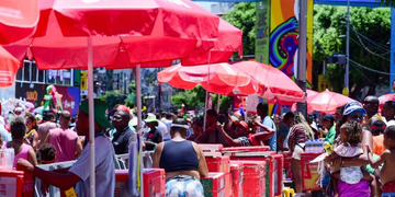 Prefeitura de Salvador abre cadastramento de ambulantes para festas populares nesta terça (22)