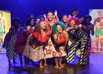 Mostra teatral do CRIA reúne jovens artistas e debate identidade negra e cidadania em Salvador