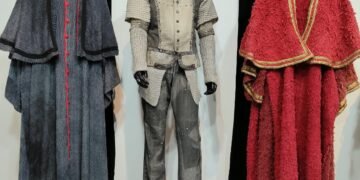 Exposição reúne figurinos marcantes do teatro baiano no Forte do Barbalho