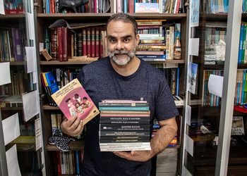 Professor baiano é semifinalista do Prêmio Jabuti com livro sobre racismo e diversidade