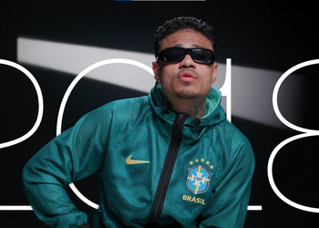 Revelando: MC Cabelinho questiona trajetória profissional de Flávio Bolsonaro em novo episódio