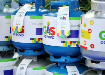Governo desmente fake news sobre escala 6×1 e cortes em programas sociais