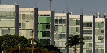 Contas do governo registram superávit de R$ 4,8 bilhões em setembro