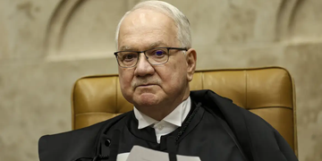 Fachin devolve relatoria de investigação sobre fraudes no INSS a André Mendonça