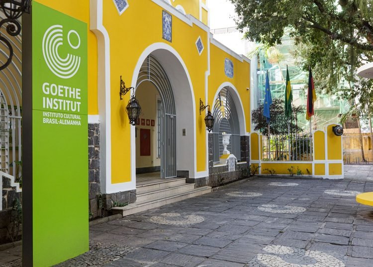 Goethe-Institut oferece oficinas gratuitas de tecnologia para crianças e adolescentes em Salvador