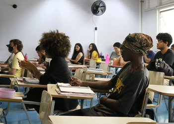 Salvador promove aulão gratuito para o Enem com dicas de professores e revisão de conteúdos